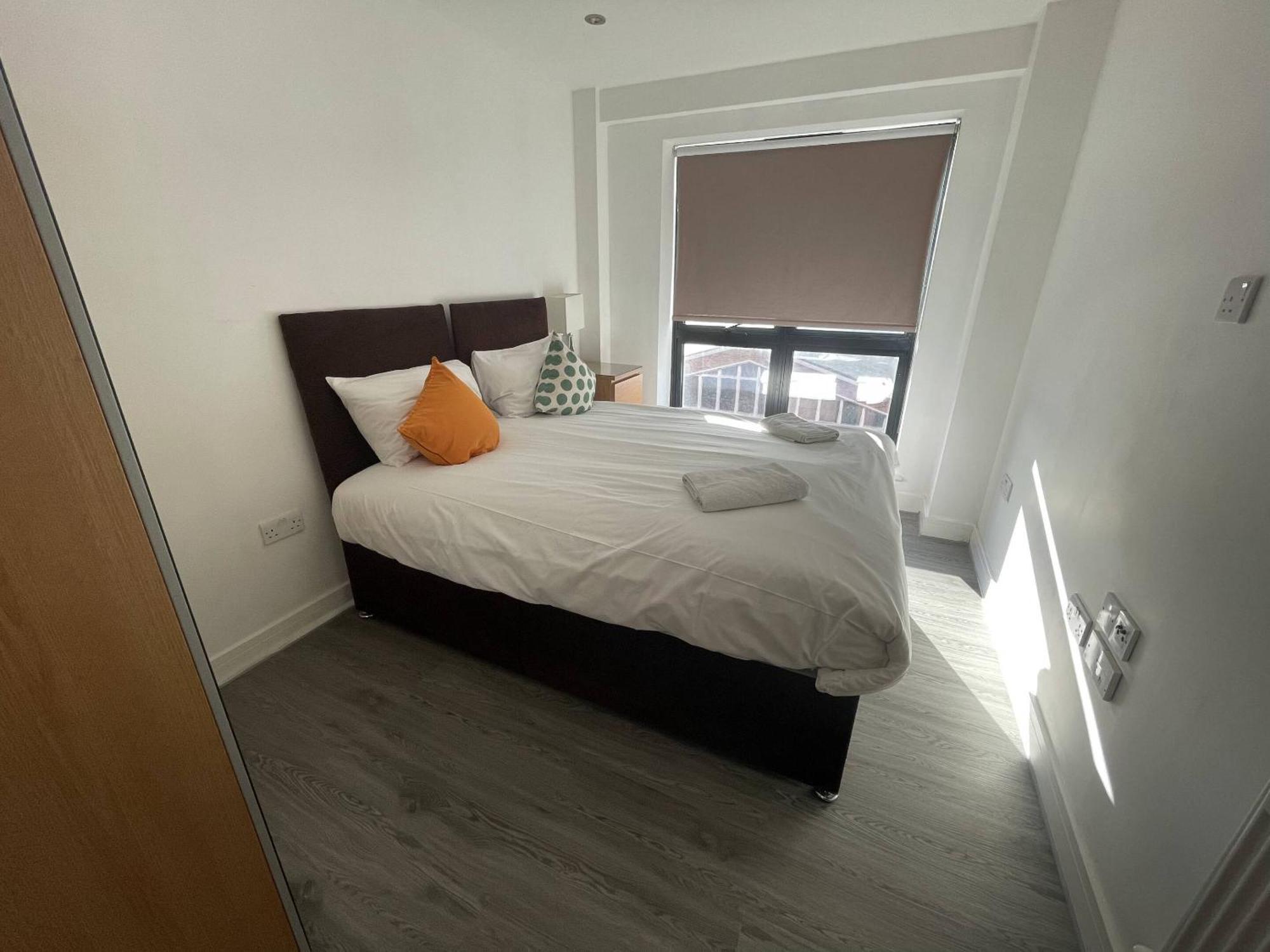 Tower Apartment *